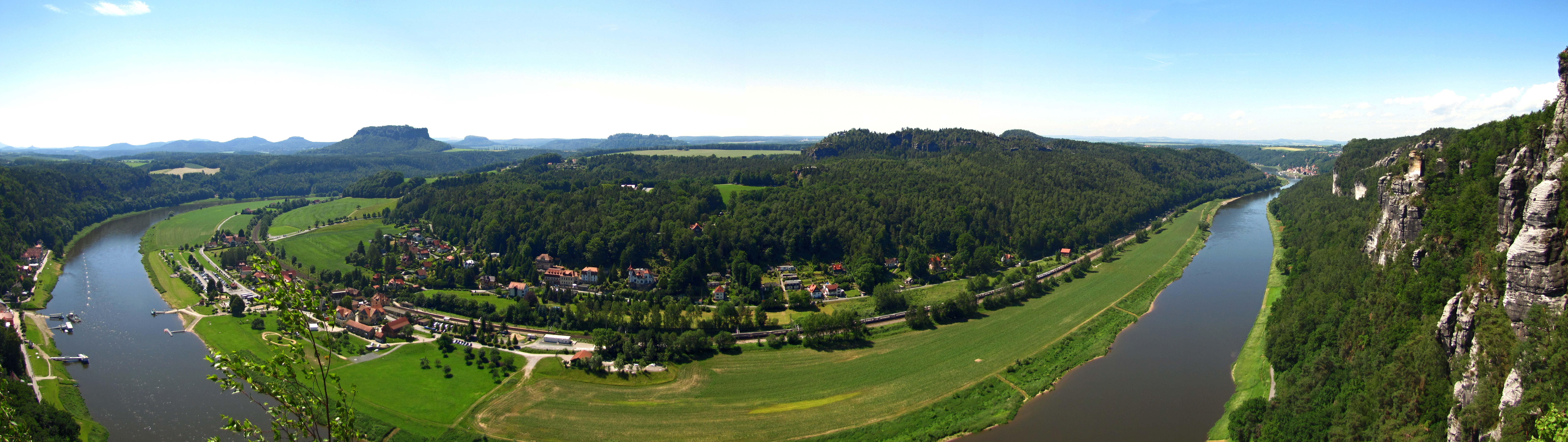 Landschaft an einer historischen Bahnstrecke